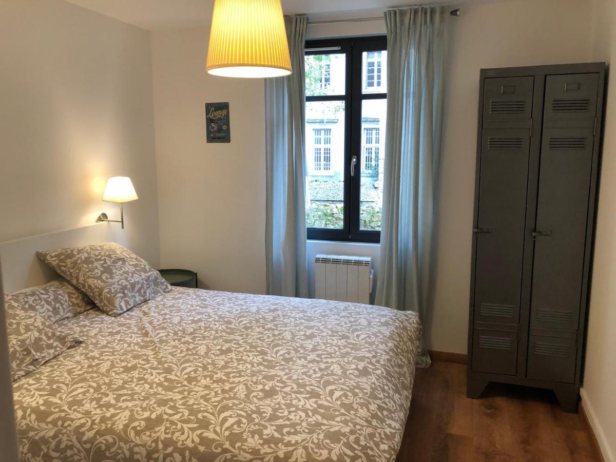 Au Vieux Lavoir Avec Parking Prive, Jardin , Climatisation, A 500 M De La Cite Carcassonne Exteriér fotografie